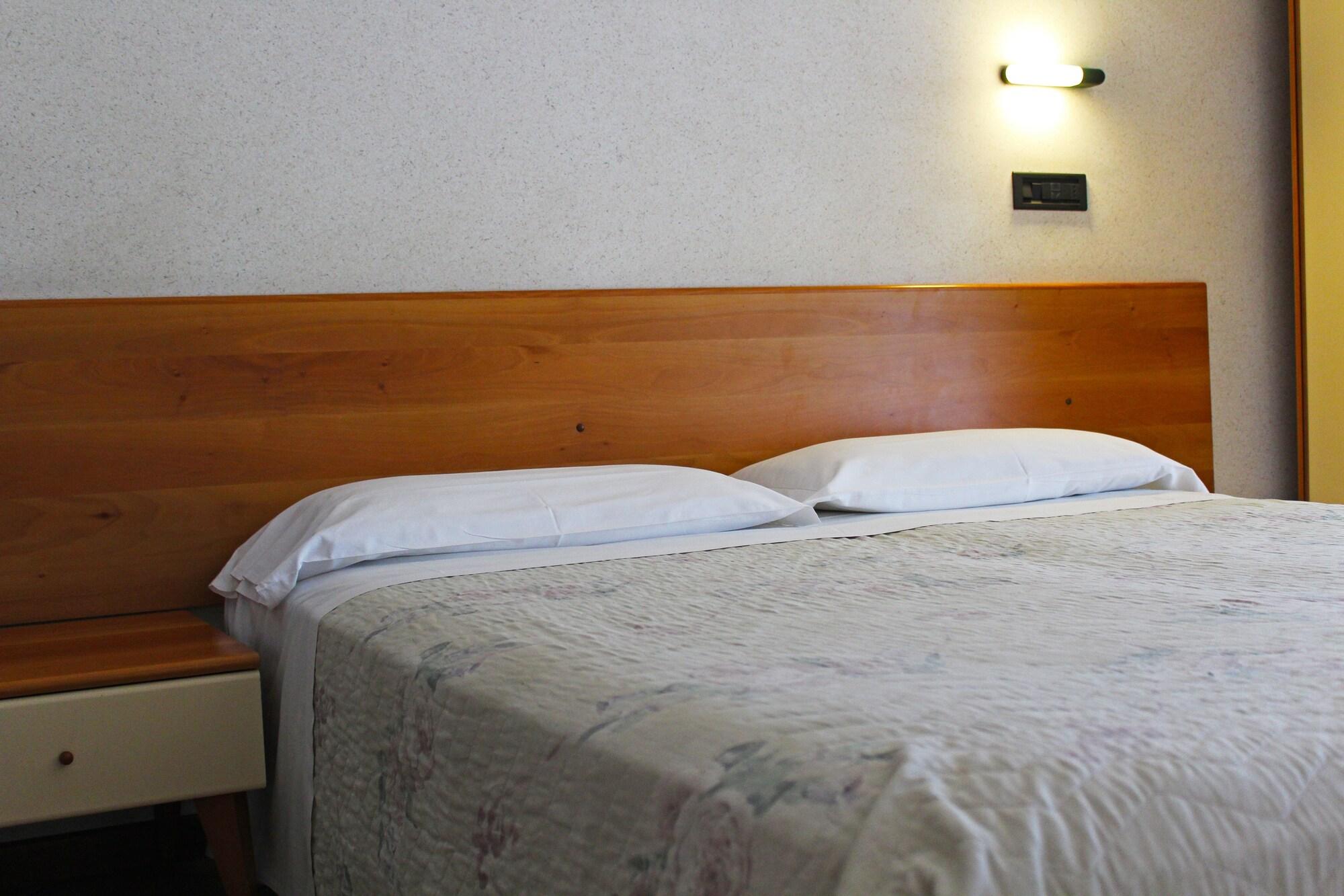 Hotel Saint Tropez Riccione Exterior photo