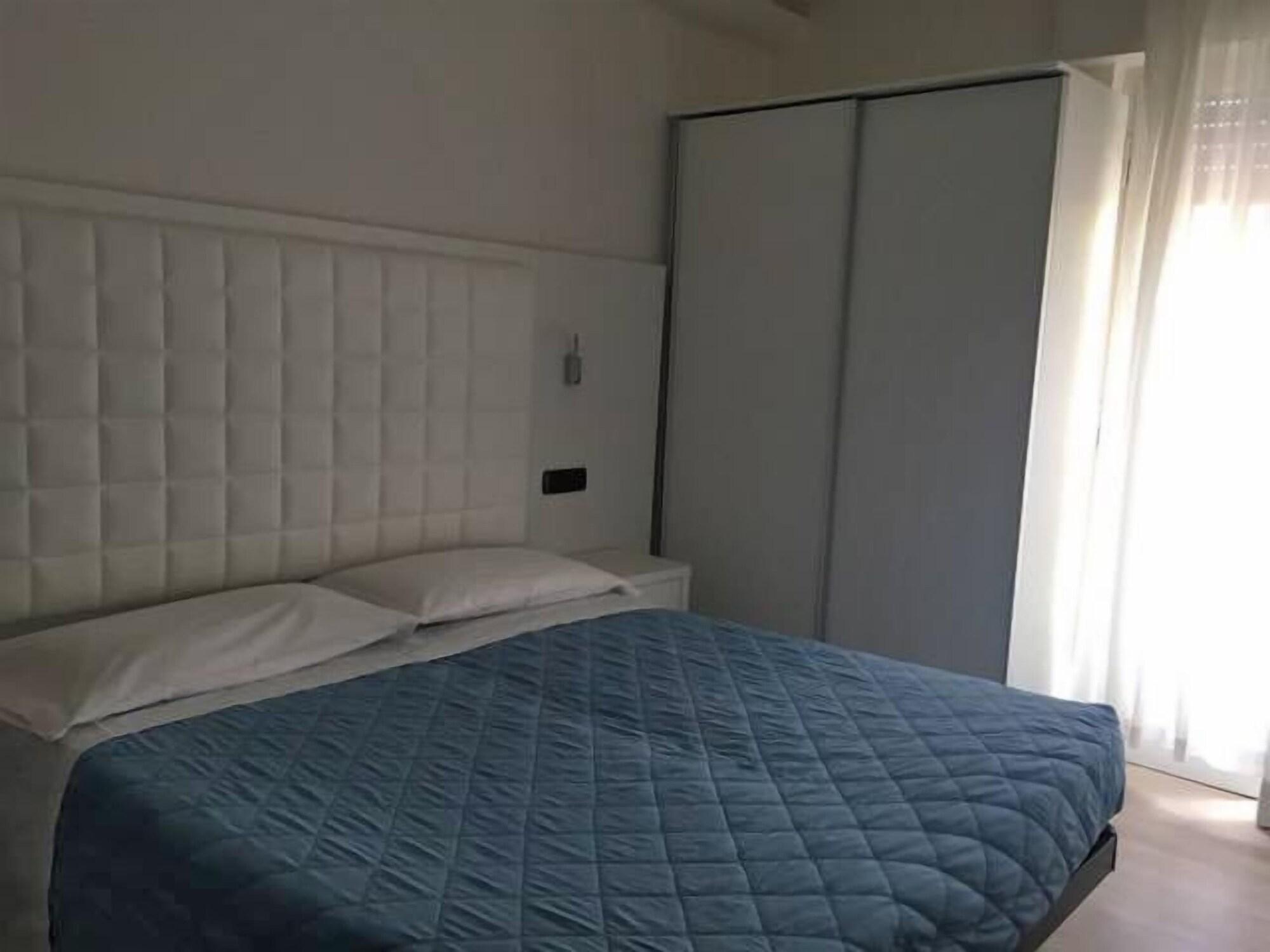 Hotel Saint Tropez Riccione Exterior photo