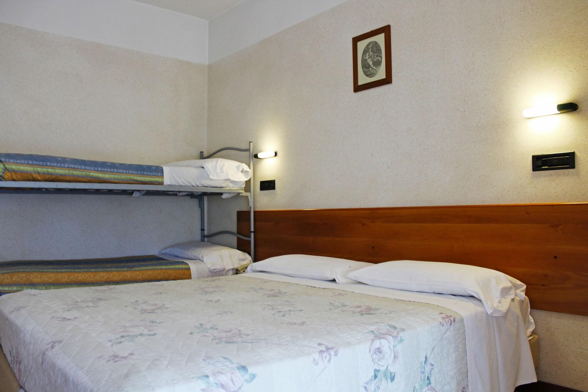 Hotel Saint Tropez Riccione Exterior photo