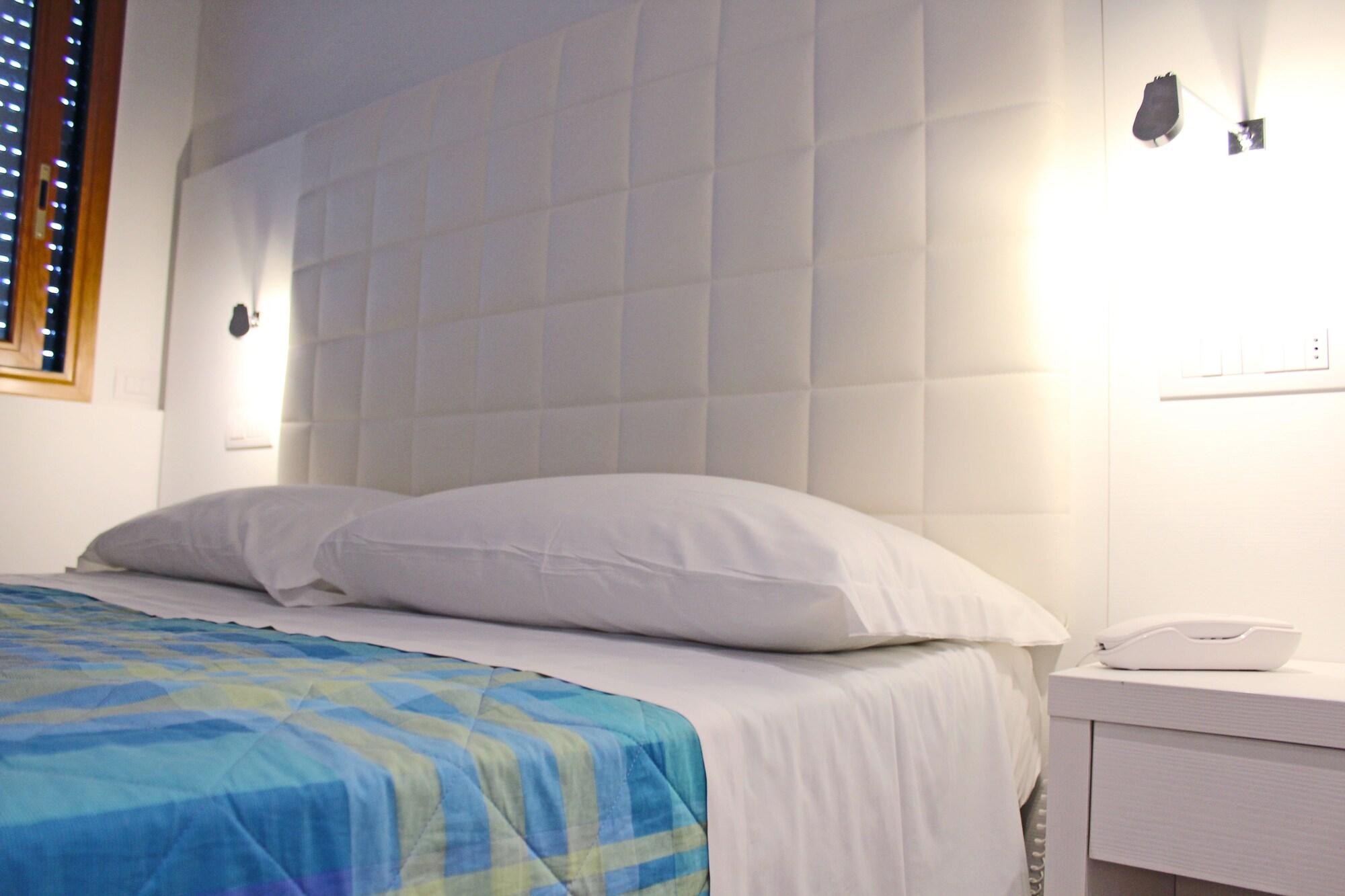 Hotel Saint Tropez Riccione Exterior photo