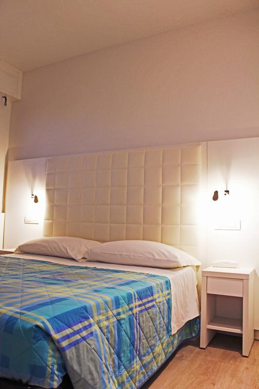 Hotel Saint Tropez Riccione Exterior photo