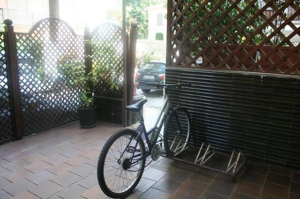 Hotel Saint Tropez Riccione Exterior photo