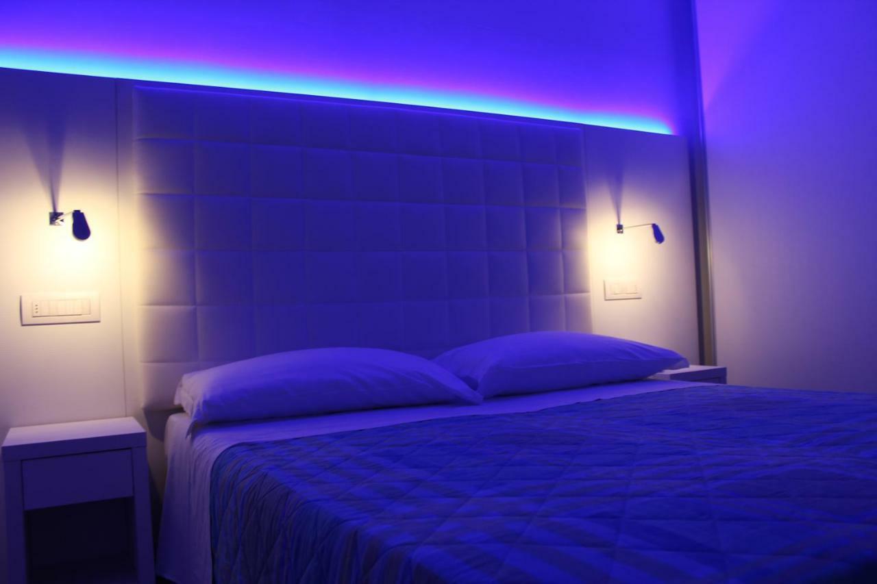 Hotel Saint Tropez Riccione Exterior photo